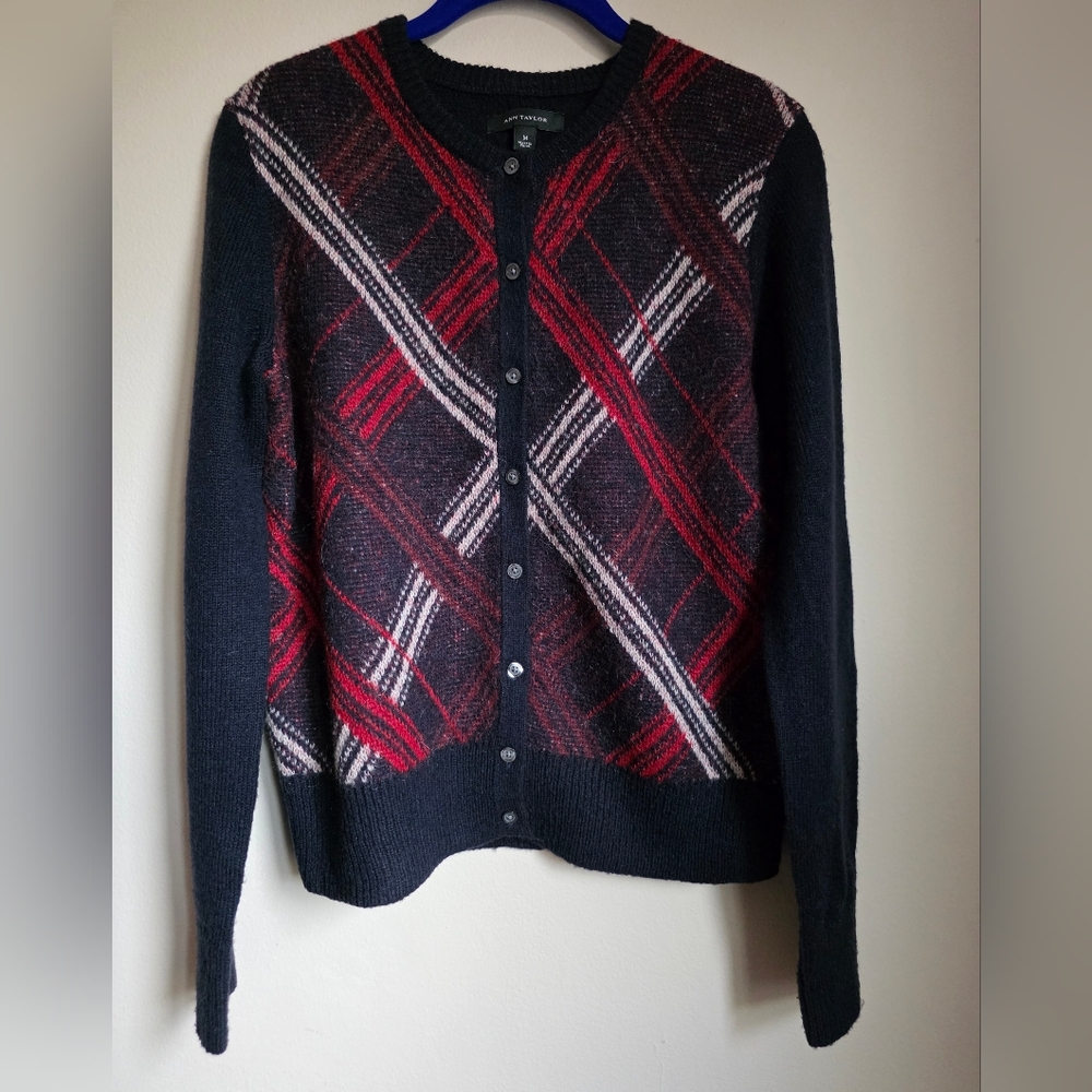 Ann Taylor Plaid Cardigan, Size M